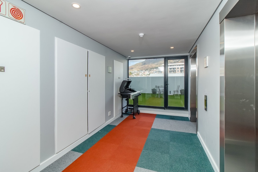 1 Bedroom Property for Sale in Woodstock Western Cape